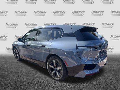 Used 2024 BMW iX xDrive50 w/ Premium Package AWD/4WD image 8