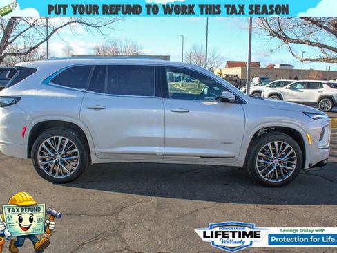 Used 2025 Buick Enclave Avenir image 6