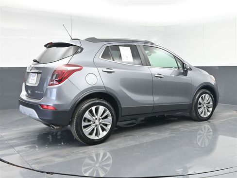 Used 2019 Buick Encore Preferred image 5