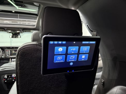 Used 2024 GMC Yukon Denali AWD/4WD image 33