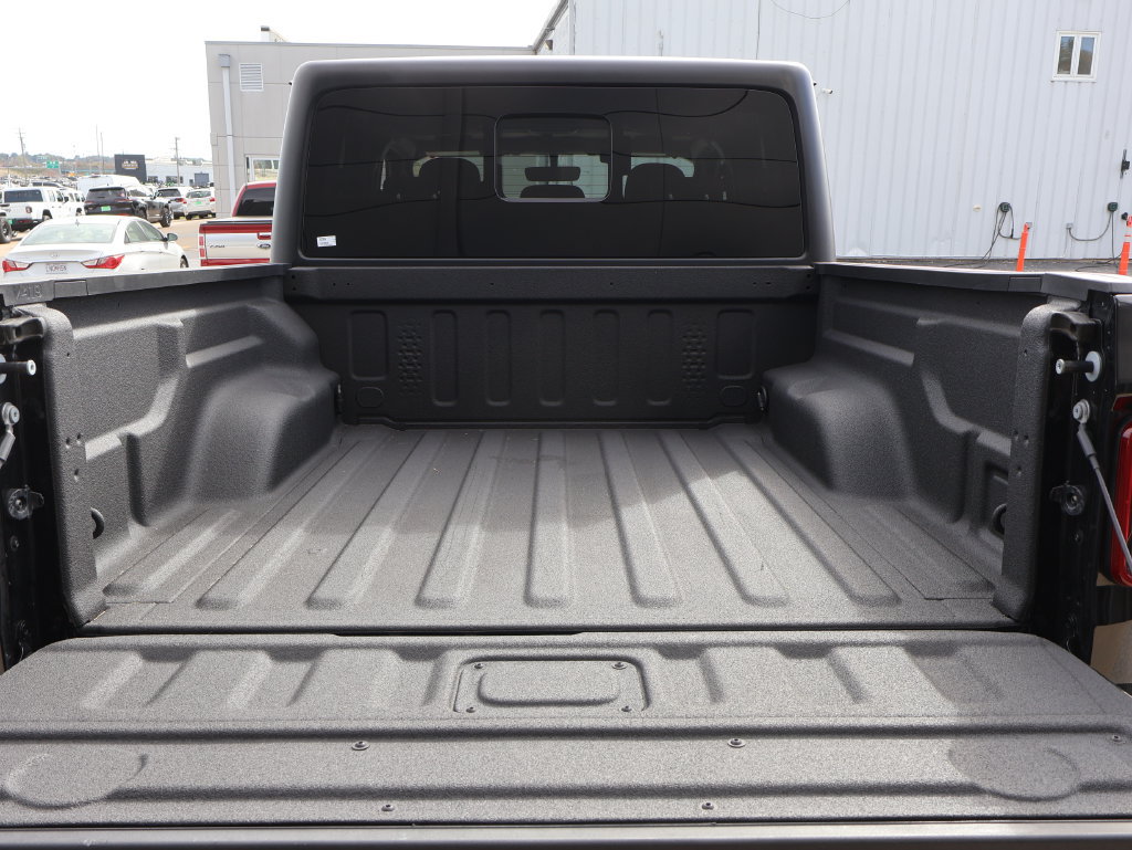 Used 2023 Jeep Gladiator Rubicon w/ LED Lighting Group AWD/4WD image 13