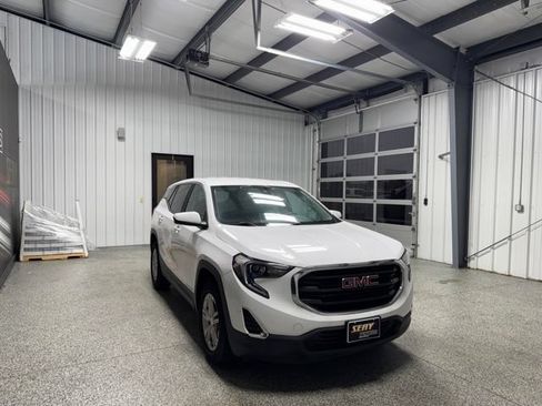 Used 2021 GMC Terrain SLE AWD/4WD image 16