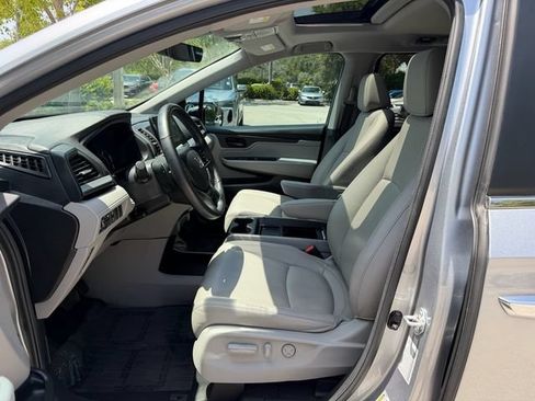 Used 2024 Honda Odyssey EX-L image 10
