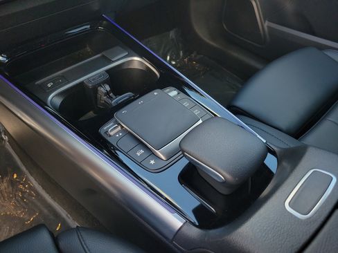 Certified 2023 Mercedes-Benz GLA 250 image 25