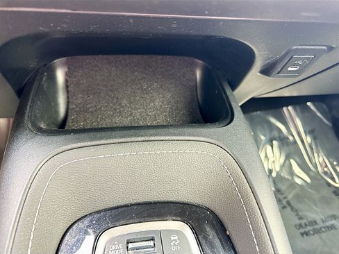 Used 2024 Toyota Corolla SE FWD image 28