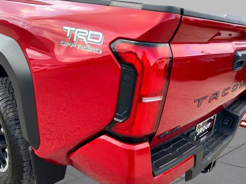Used 2024 Toyota Tacoma TRD Off-Road AWD/4WD image 28