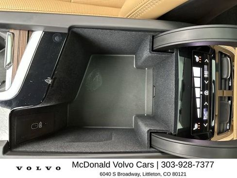 Certified 2023 Volvo XC60 B5 Ultimate w/ Climate Package AWD/4WD image 21
