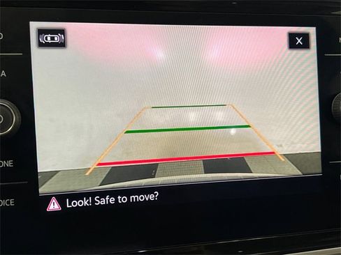 Certified 2021 Volkswagen Atlas SEL Premium image 26