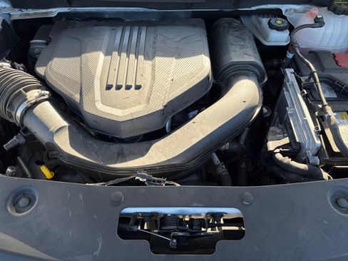 Used 2025 Buick Enclave Preferred FWD image 35
