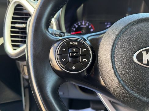 Used 2020 Kia Soul X-Line FWD image 25