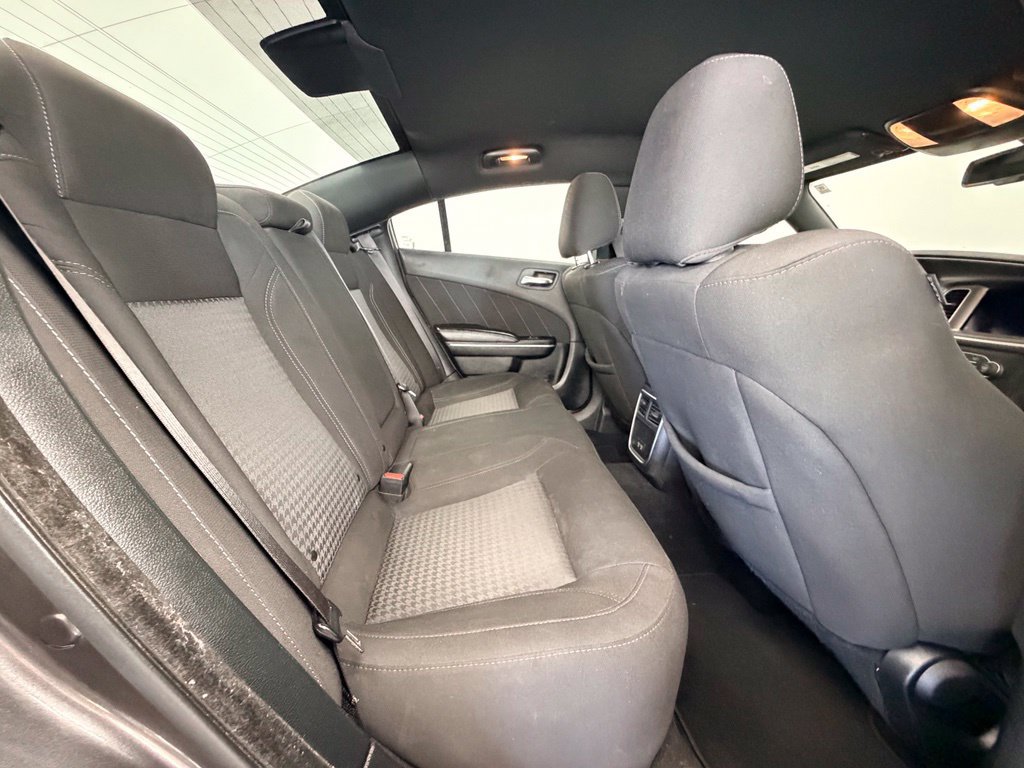 Used 2022 Dodge Charger SXT w/ Cold Weather Package AWD/4WD image 8