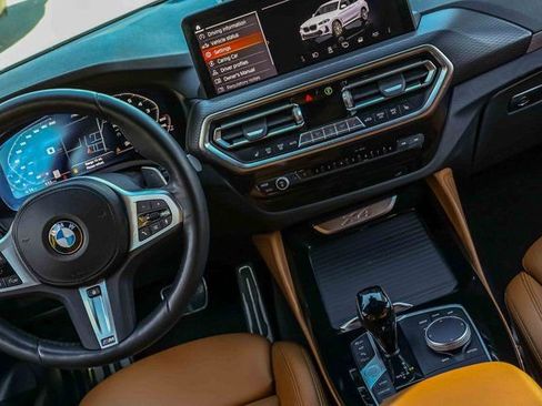 Used 2023 BMW X4 xDrive30i w/ M Sport Package image 19