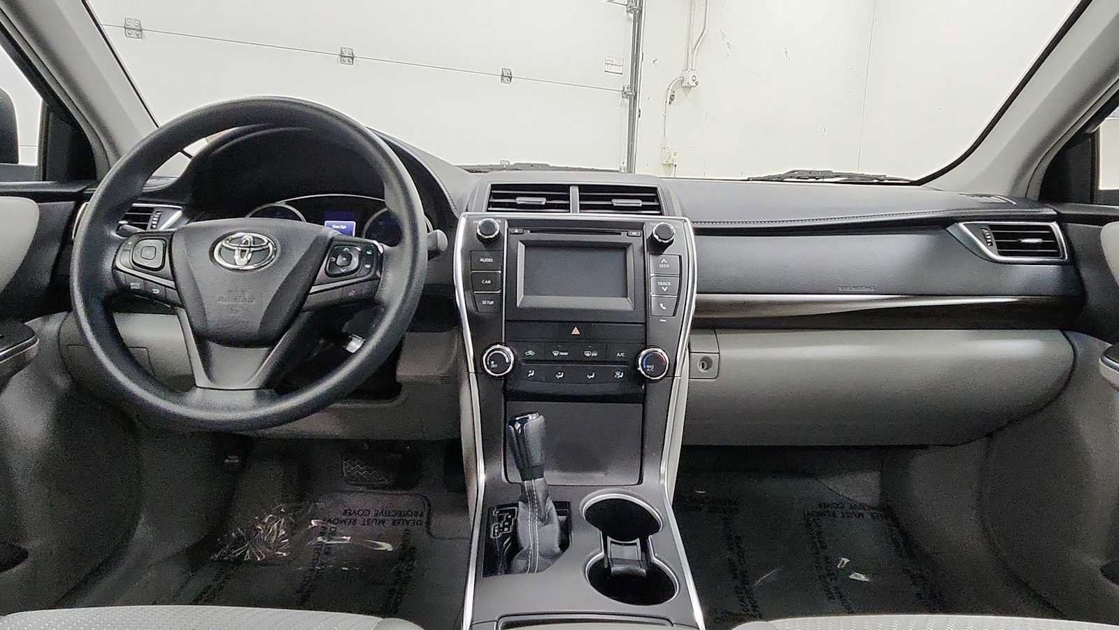 Certified 2016 Toyota Camry LE FWD image 25