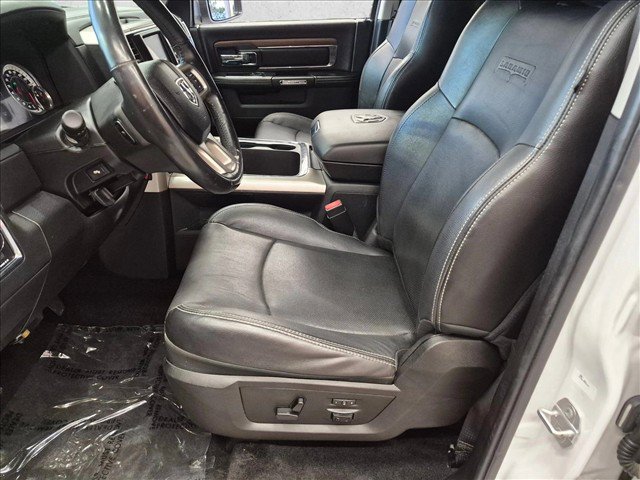 Used 2016 RAM 1500 Laramie RWD image 21