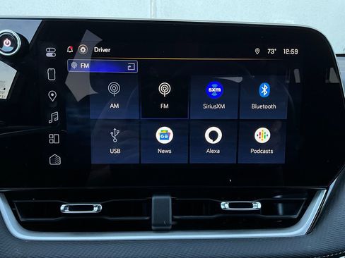 Used 2025 Chevrolet Equinox LT image 29