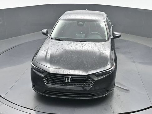 Certified 2025 Honda Accord LX image 28