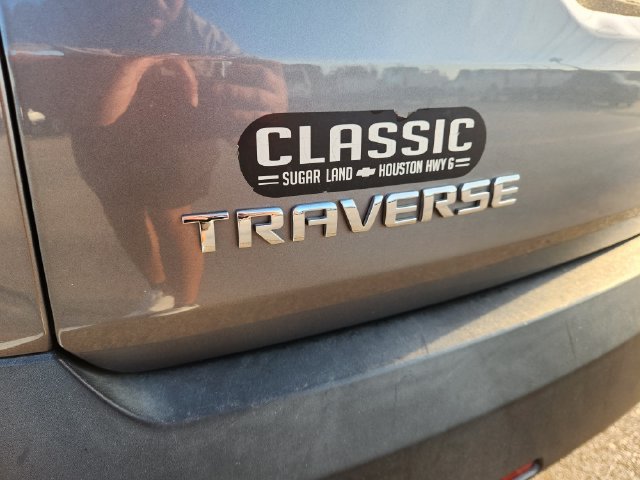 Used 2020 Chevrolet Traverse LT FWD image 9