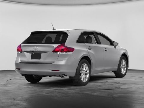 Used 2013 Toyota Venza LE AWD/4WD image 3