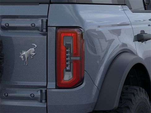 New 2025 Ford Bronco Badlands image 23