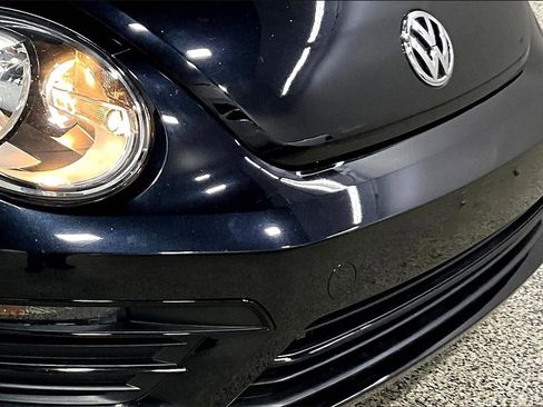 Used 2019 Volkswagen Beetle 2.0T S image 30