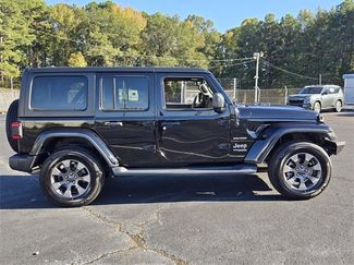 Used 2018 Jeep Wrangler Unlimited Sahara video 2