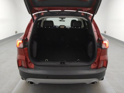 Used 2022 Ford Escape SEL w/ Technology Package image 29