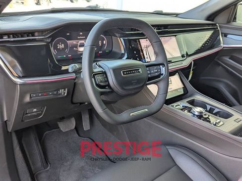 New 2025 Jeep Wagoneer S Limited image 12