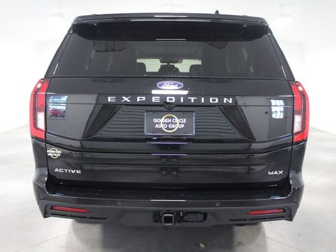New 2025 Ford Expedition Max Active image 7