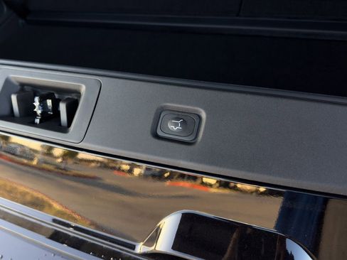 New 2025 Ford Expedition Platinum w/ Stealth Appearance Package image 80