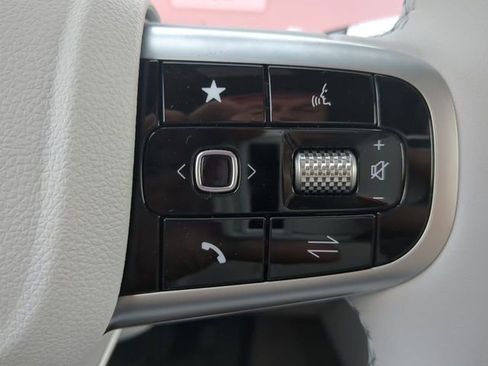 New 2026 Genesis GV70 2.5T Advanced image 24