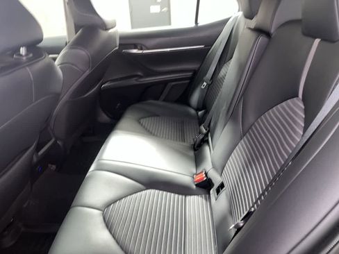 Used 2024 Toyota Camry SE image 27