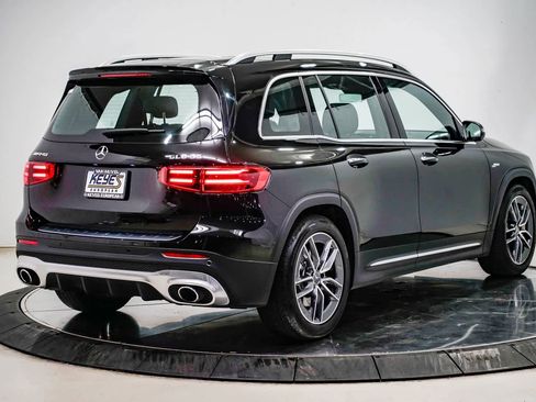 Used 2025 Mercedes-Benz GLB 35 AMG 4MATIC image 4