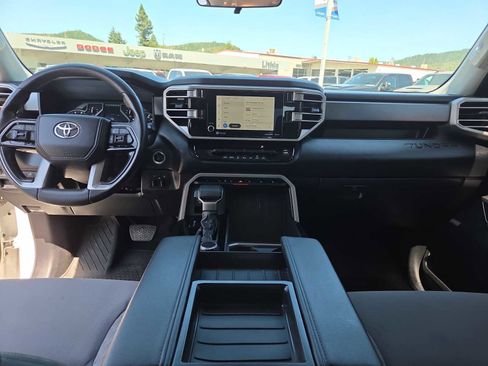 Used 2023 Toyota Tundra SR5 AWD/4WD image 18