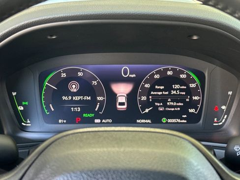 Used 2025 Honda Accord Sport image 19