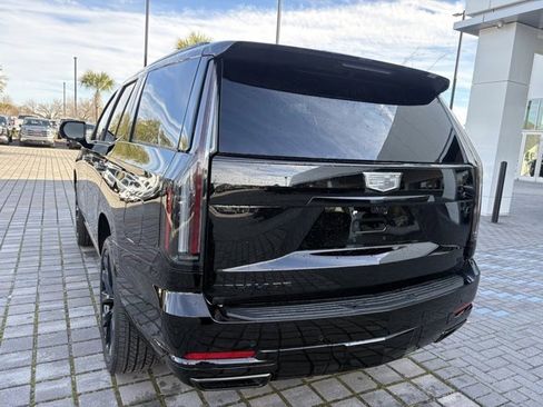 Certified 2026 Cadillac Escalade Platinum Sport w/ LPO, ONYX Package image 5