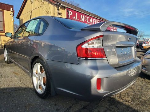 Used 2009 Subaru Legacy 2.5i Limited image 4