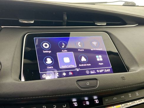 Used 2020 Cadillac XT4 Premium Luxury w/ Enhanced Visibility Package image 28