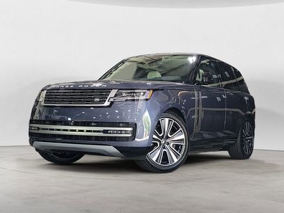 New 2025 Land Rover Range Rover SE