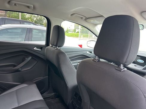 Used 2019 Ford Escape SE FWD image 11