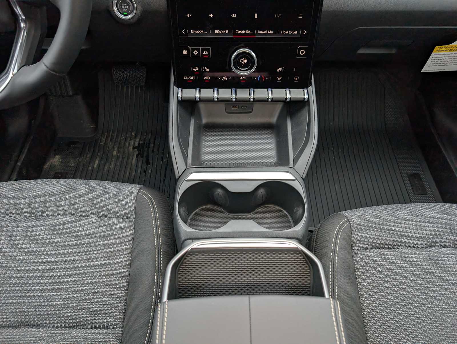New 2027 GMC Terrain Elevation w/ LPO, Floor Liner Package AWD/4WD image 13