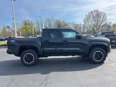 New 2026 Toyota Tacoma TRD Off-Road image 4