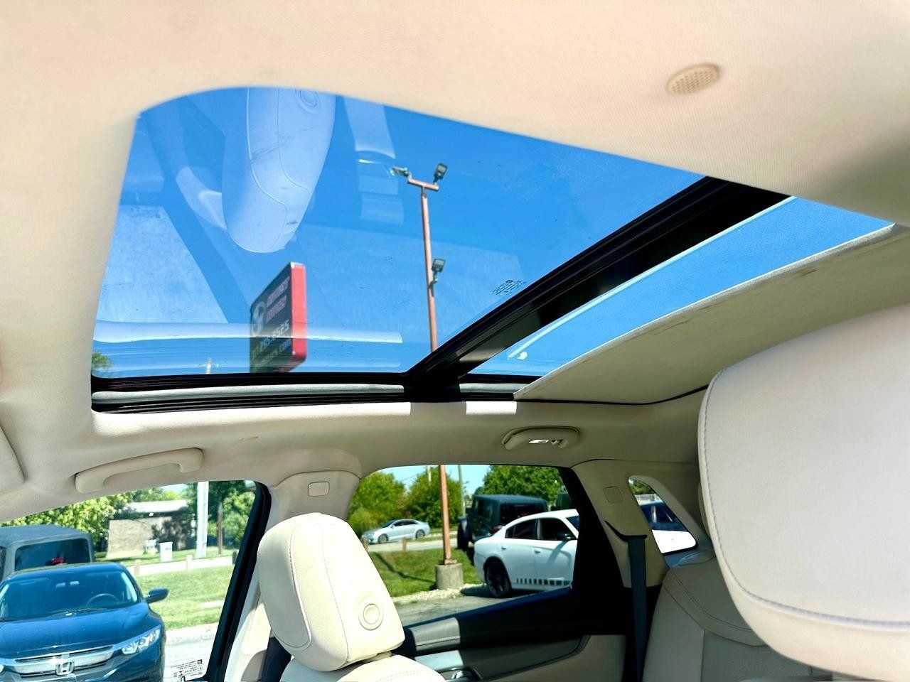 Used 2021 Cadillac XT5 Premium Luxury FWD image 36
