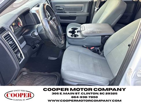 Used 2016 RAM 1500 Classic SLT image 9