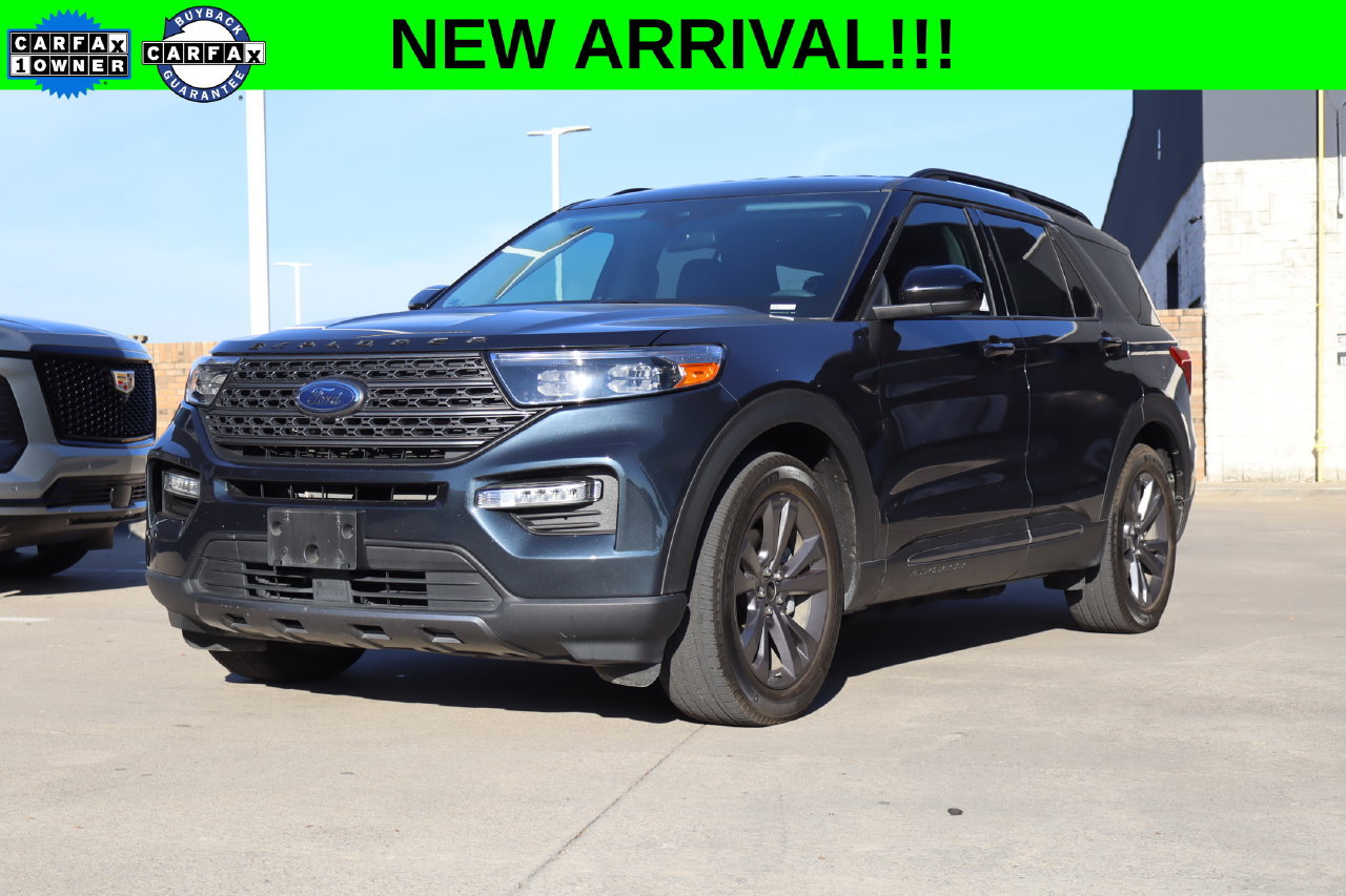 Used 2024 Ford Explorer XLT w/ Equipment Group 202A RWD image 1