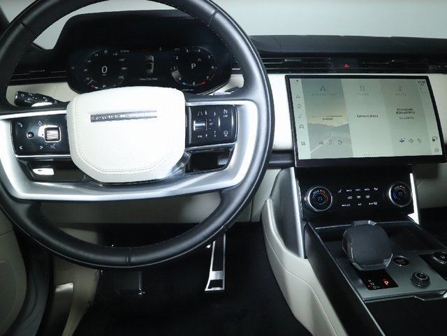 Certified 2023 Land Rover Range Rover SE AWD/4WD image 15
