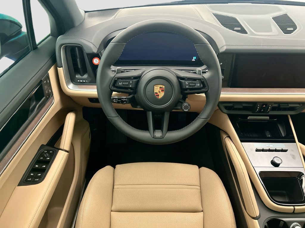 Used 2026 Porsche Cayenne AWD/4WD image 12