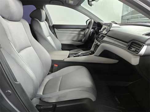 Used 2019 Honda Accord Hybrid image 21