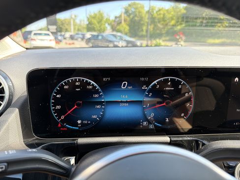 Used 2023 Mercedes-Benz GLA 250 4MATIC image 17