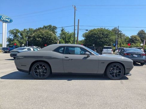 Used 2023 Dodge Challenger R/T w/ Blacktop Package RWD image 2