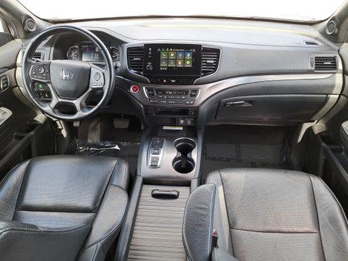 Used 2023 Honda Passport EX-L image 9